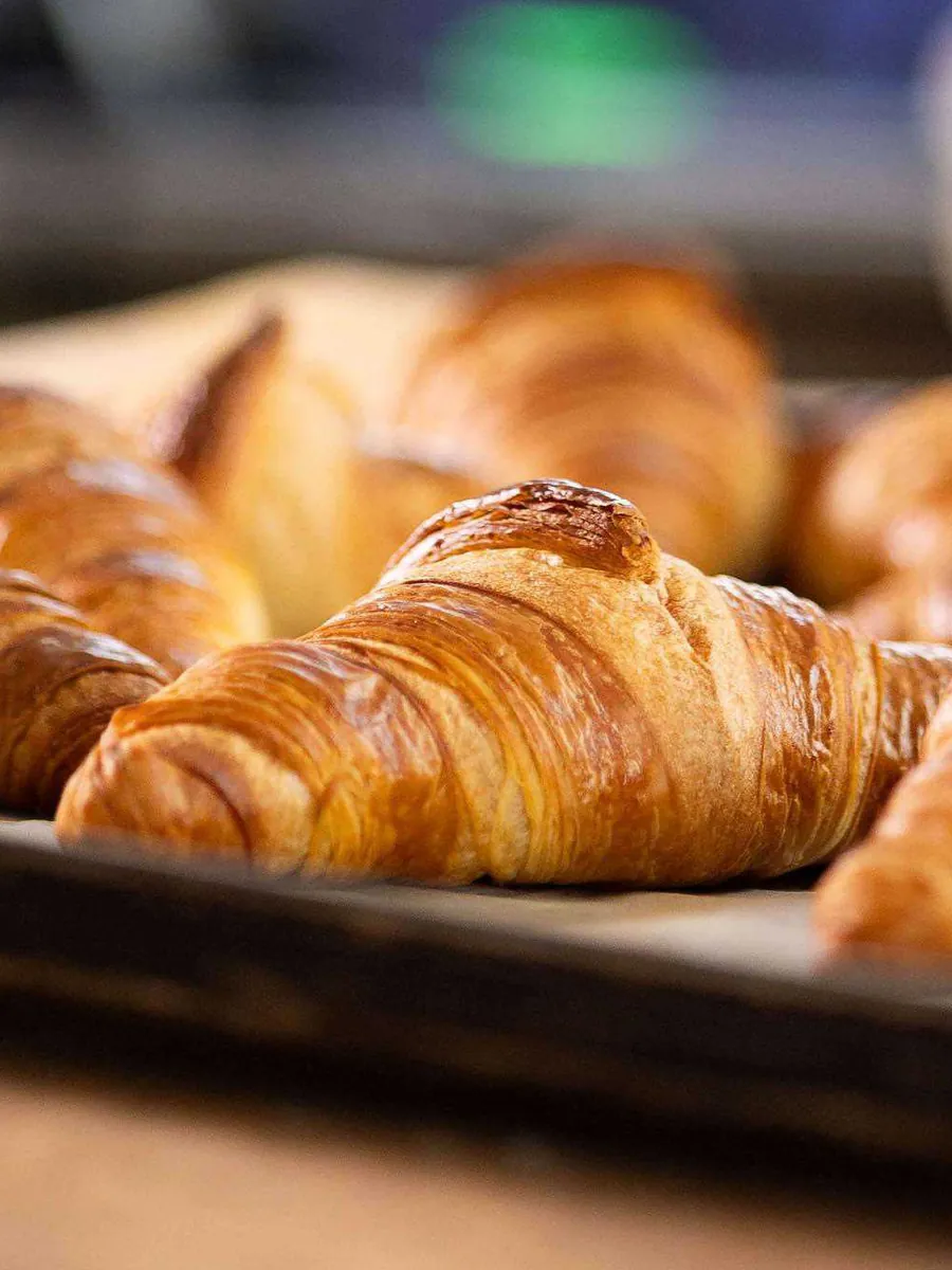 Croissants auf dem Blech